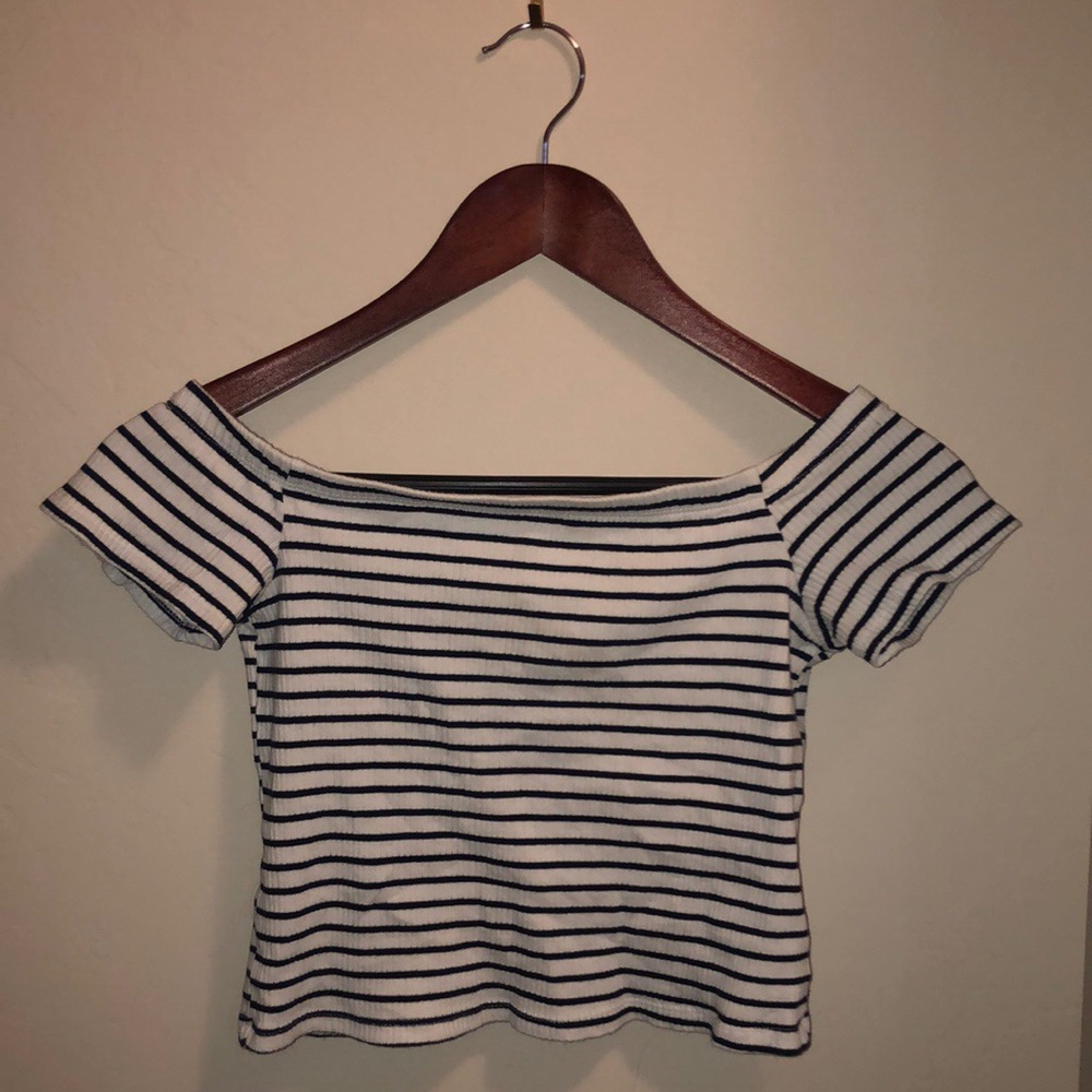 off the shoulder crop top